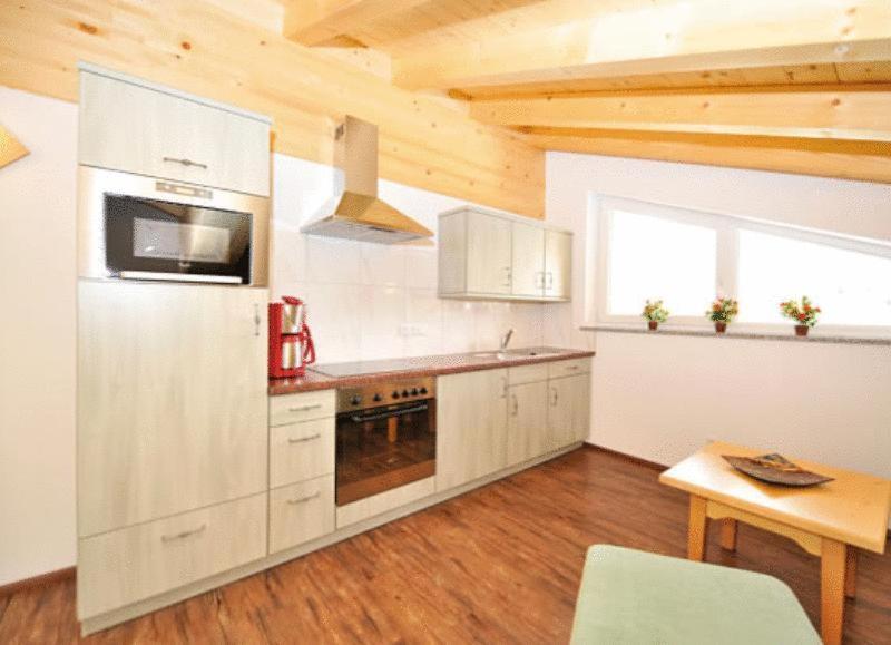 Gaestehaus Kastenhof Sankt Johann im Pongau Pokoj fotografie