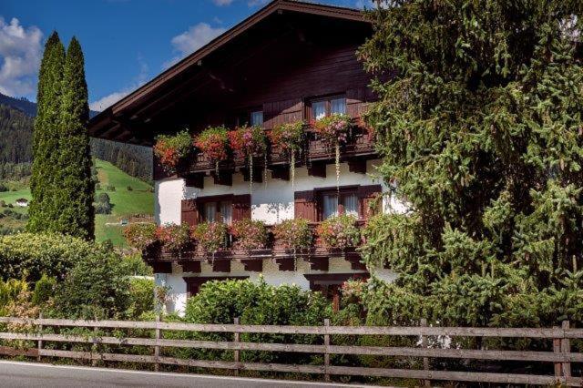 Gaestehaus Kastenhof Sankt Johann im Pongau Exteriér fotografie